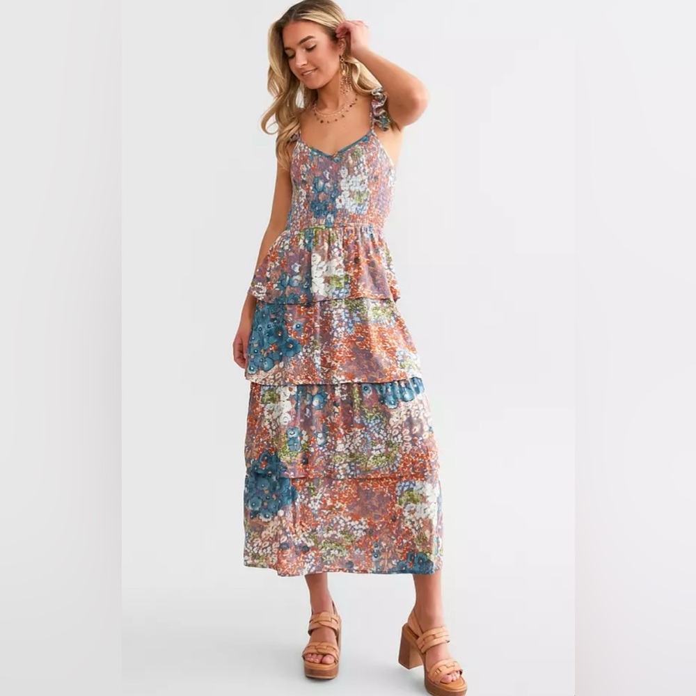 Willow & Root Tiered Floral Maxi Dress